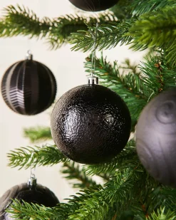 WeRChristmas Shatterproof Baubles^Black Shatterproof Baubles, 16 Pack, 8 Cm