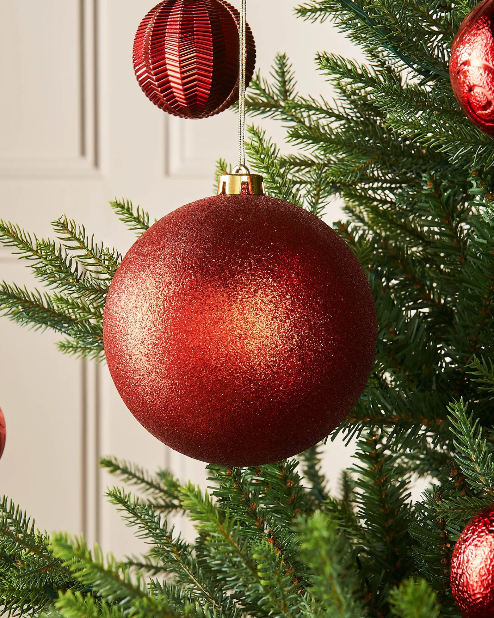 WeRChristmas Oversized Baubles|Shatterproof Baubles^Christmas Red Large Glitter Shatterproof Bauble, 15 Cm