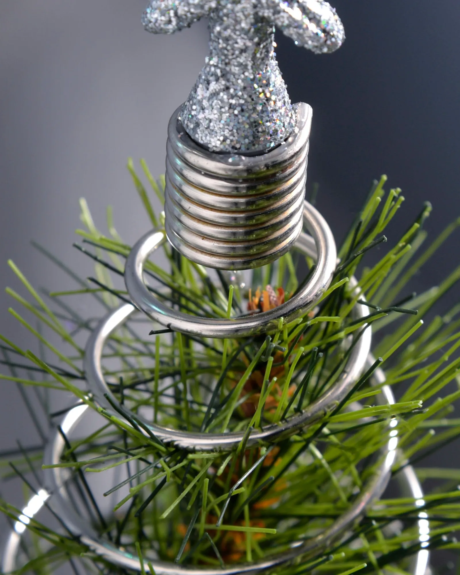 WeRChristmas Tree Toppers^Colour Changing Snowflake Christmas Tree Topper, 29 Cm