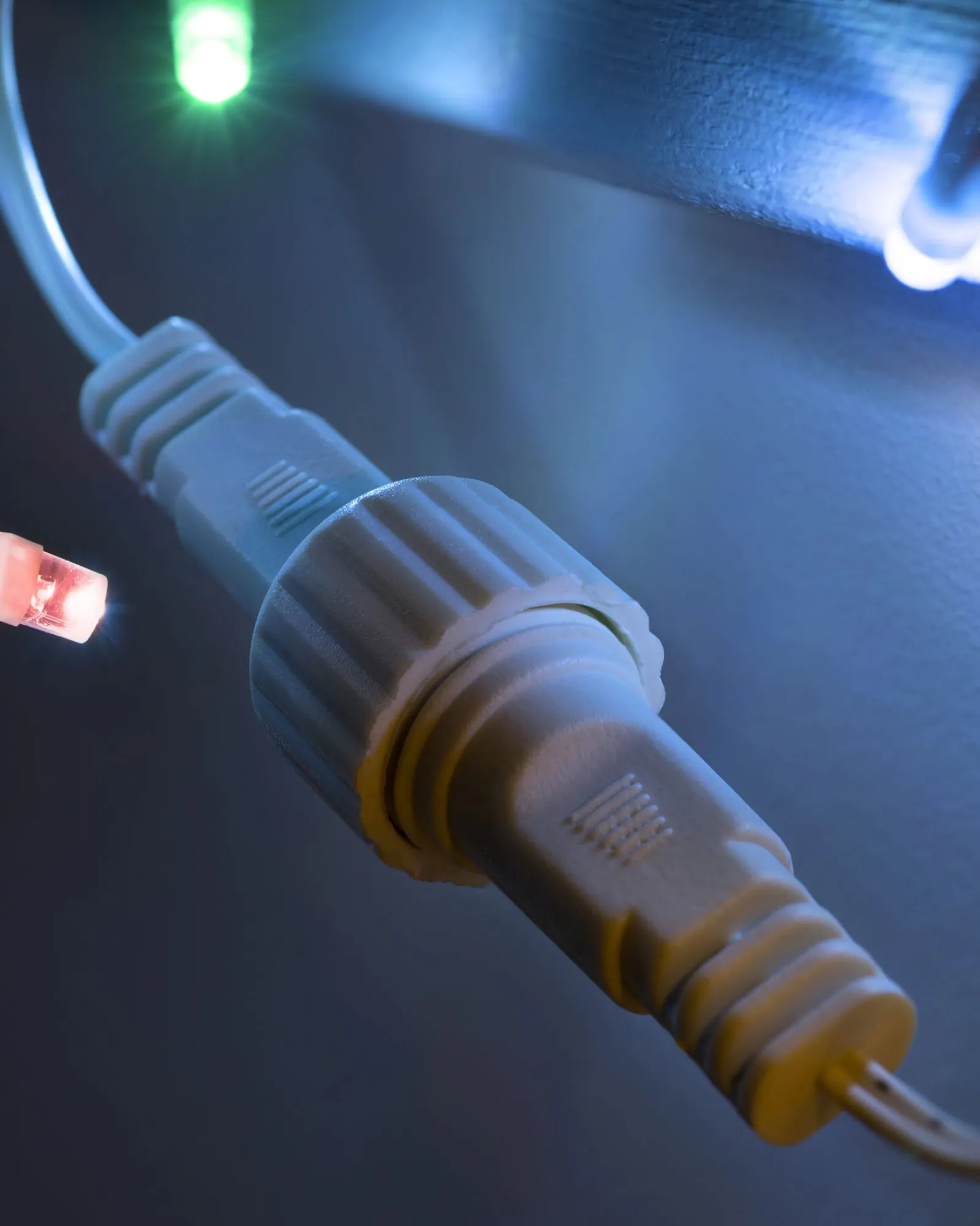 WeRChristmas Connectable Lights^Connectable Icicle 100 LED Christmas Lights, Multi-Coloured