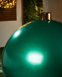 WeRChristmas Inflatables|Outdoor Inflatable Baubles^Inflatable Christmas Bauble, Green, 66 Cm