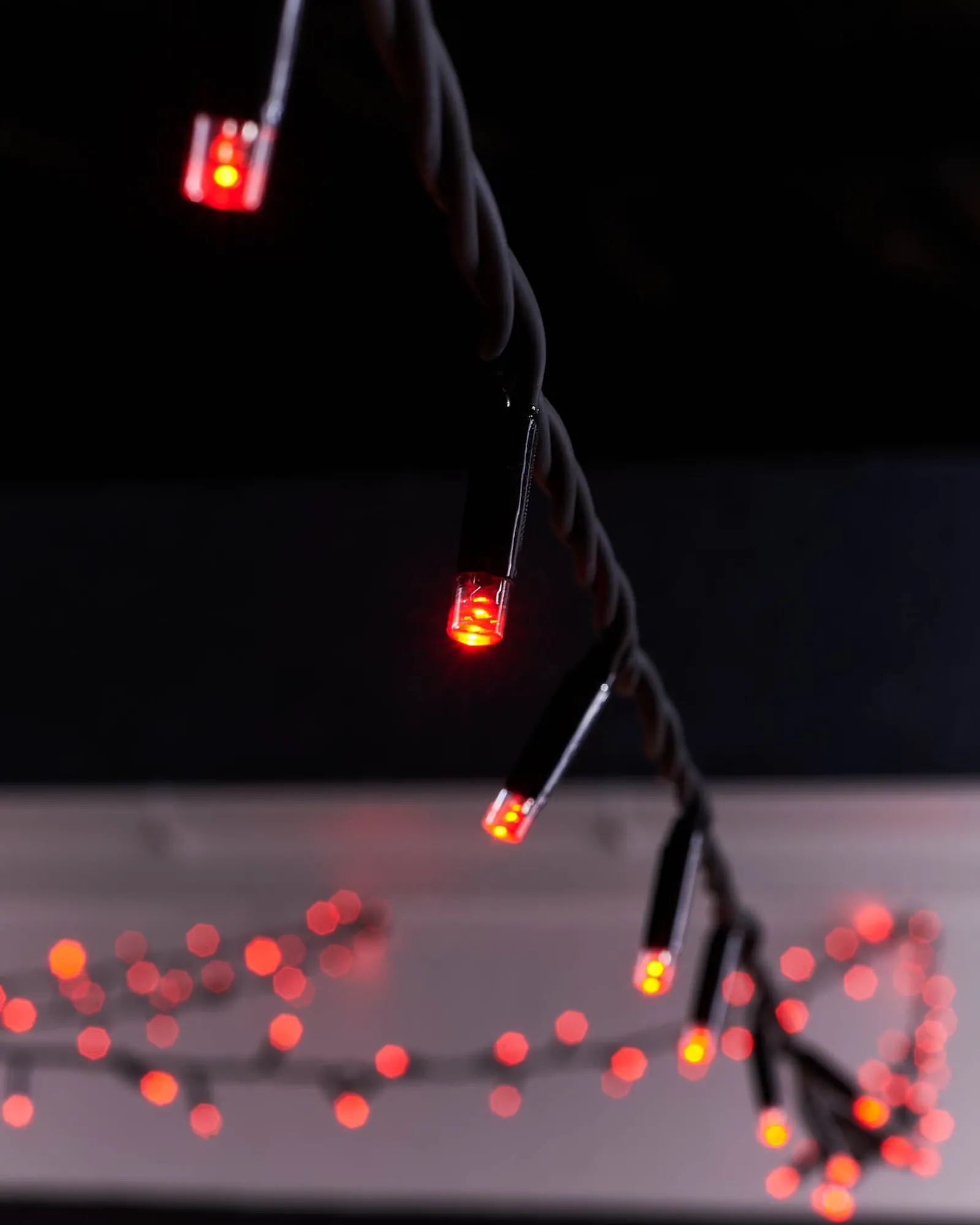 WeRChristmas Link Pro|Fairy Lights^LINK PRO LED String Lights, Black Cable, Red