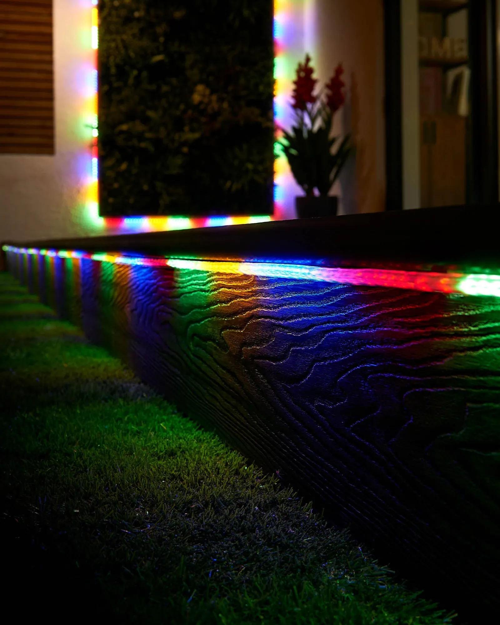 WeRChristmas Link Pro|Connectable Lights^LINK PRO Strip Light, Made To Measure, Multi Colour