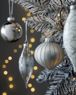 WeRChristmas Glass Baubles^Moonbeam Glass Baubles, 20 Pack