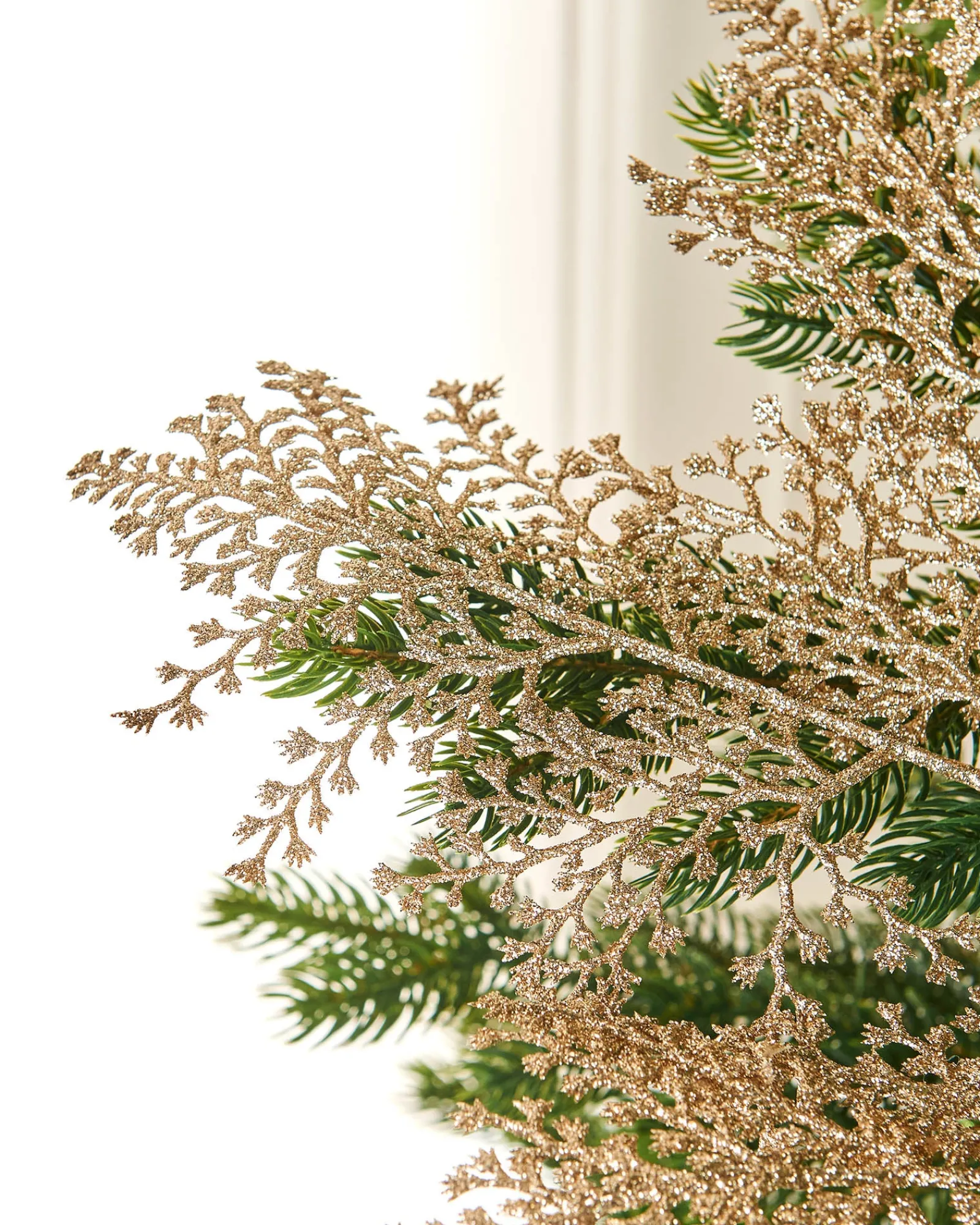 WeRChristmas Flowers & Foliage|Flowers & Foliage^Natural Leaf Christmas Tree Spray, 70 Cm