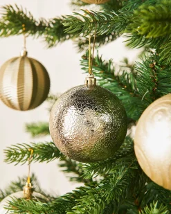 WeRChristmas Shatterproof Baubles^Pale Gold Shatterproof Baubles, 16 Pack, 8 Cm