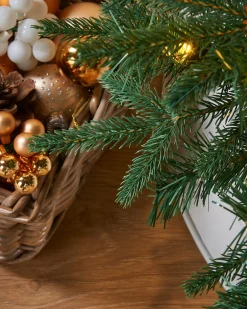 WeRChristmas Budget Christmas Trees|Pre Lit Christmas Trees^Pre-Lit Decorated Pop-Up Christmas Tree, Silver & Gold, 6 Ft