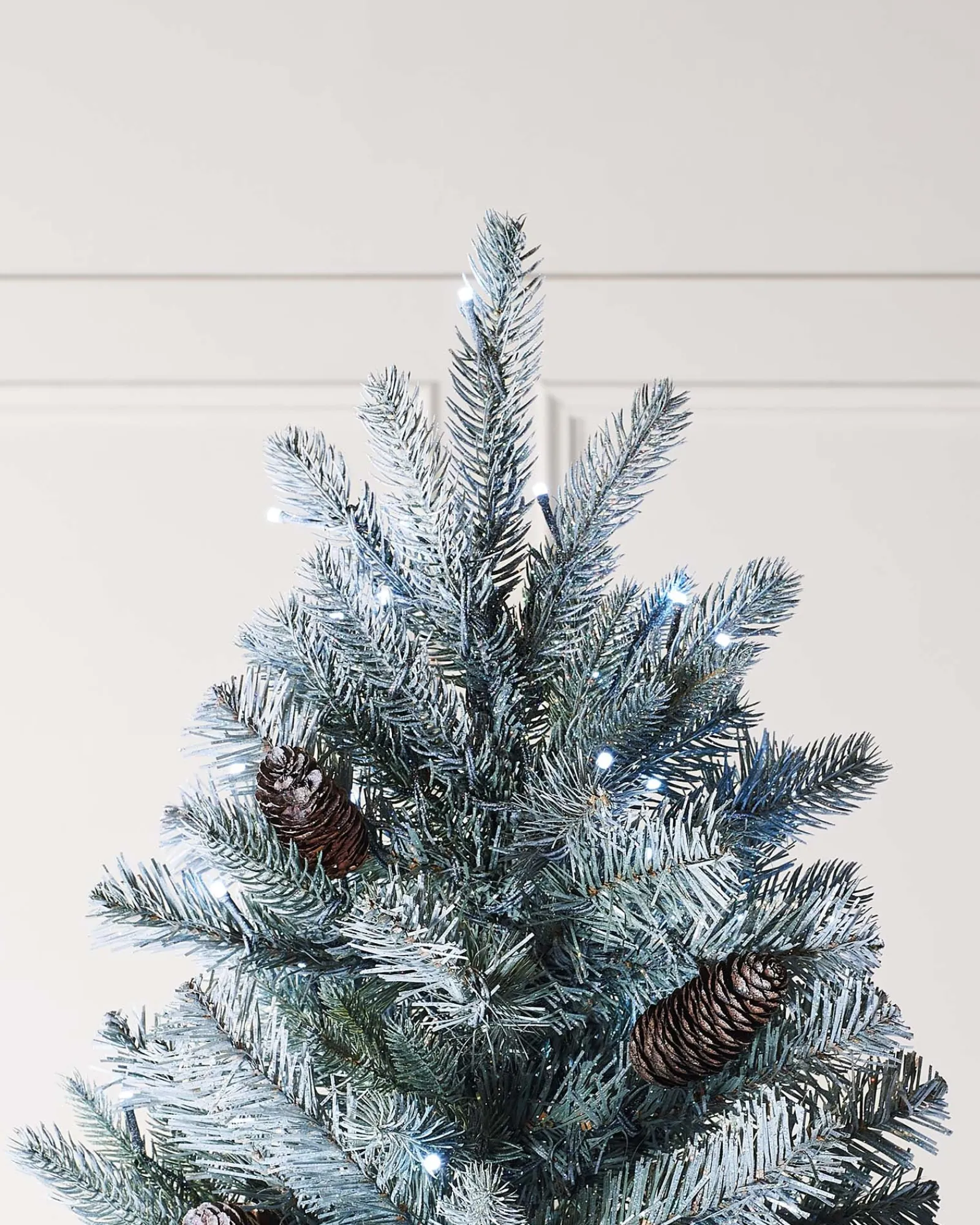 WeRChristmas Premium Christmas Trees|Budget Christmas Trees^Pre-Lit Edwardian Spruce Multi-Function Christmas Tree, 5 Ft
