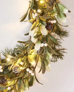 WeRChristmas Decorated Wreaths|Pre Lit Wreaths^Pre-Lit Frosted Mistletoe Wreath, 76 Cm