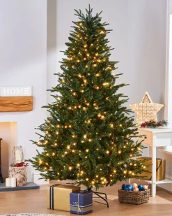 WeRChristmas Premium Christmas Trees|Pre Lit Christmas Trees^Pre-lit Grand Alaskan Fir Christmas Tree, 6 Ft