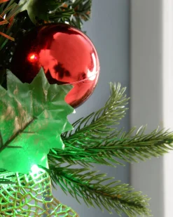 WeRChristmas Decorated Wreaths|Pre Lit Wreaths^Pre-Lit Multi-Coloured Decorated Wreath, Red/Gold, 60 Cm