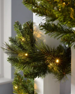 WeRChristmas Pre Lit Garlands^Pre-Lit Multi-Function Garland, 12 Ft