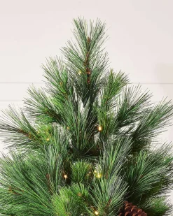 WeRChristmas Premium Christmas Trees|Pre Lit Christmas Trees^Pre-Lit Portland Spruce Christmas Tree, 6.5 Ft