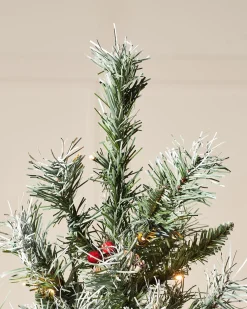 WeRChristmas Snow Flocked Christmas Trees|Pre Lit Christmas Trees^Pre-Lit Scandinavian Spruce Pinecones & Berries Christmas Tree, 9 Ft