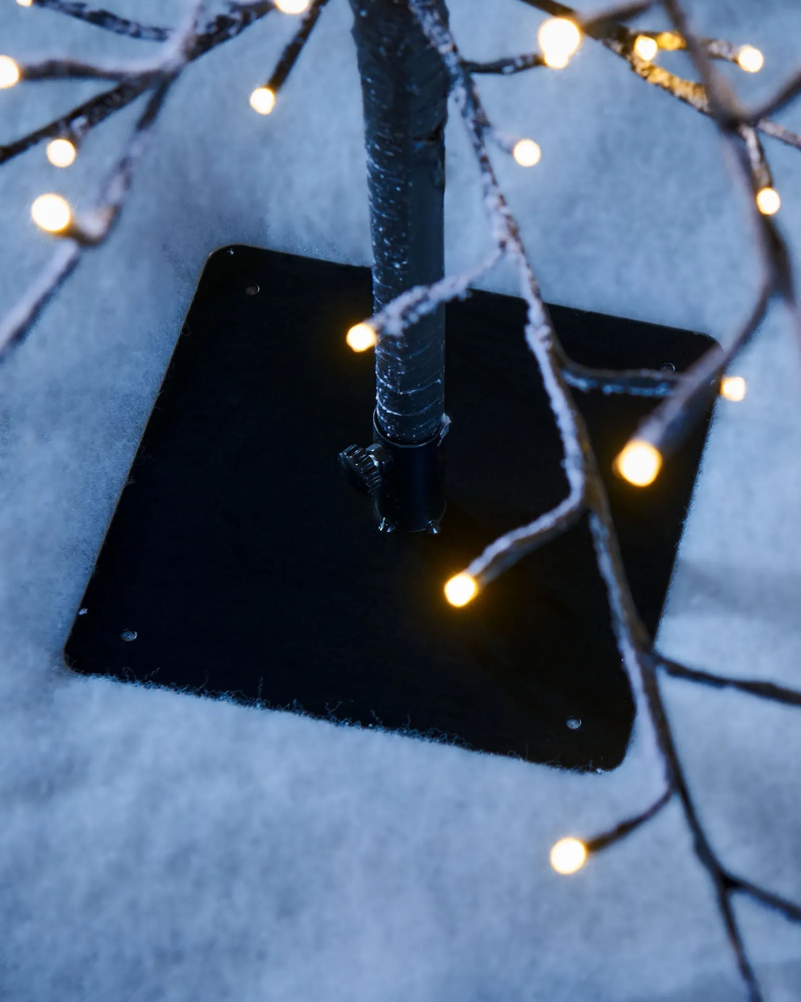 WeRChristmas Tree Silhouettes^Pre-Lit Snow Flocked Twig Tree, 5 Ft