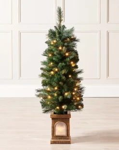 WeRChristmas Budget Christmas Trees|Potted Christmas Trees^Pre-Lit Victorian Pine Christmas Tree, 4 Ft