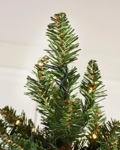 WeRChristmas Budget Christmas Trees|Pre Lit Christmas Trees^Pre-Lit Wall Mounted Tree, 3 Ft