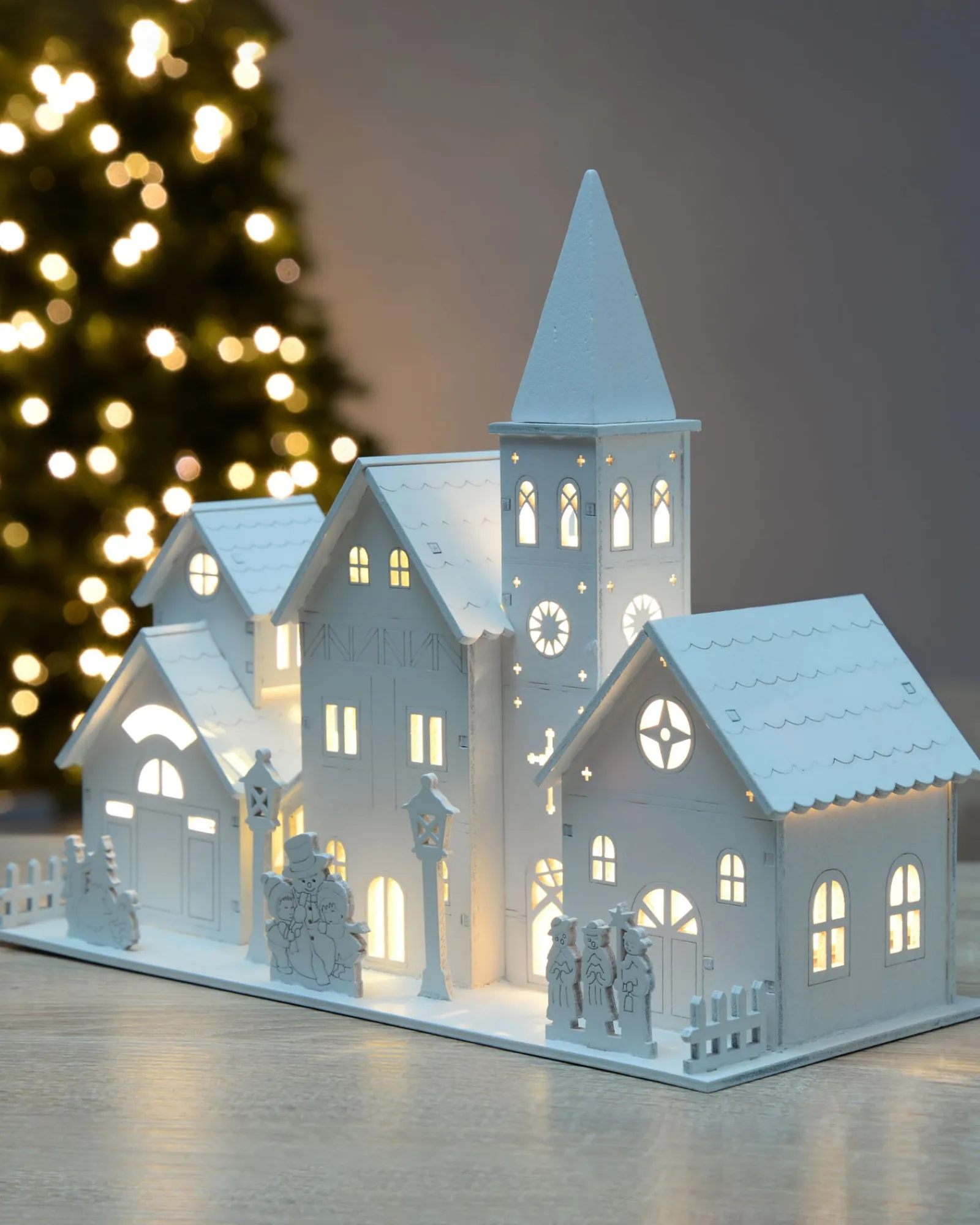WeRChristmas Table Decorations^Pre-Lit Wooden Church Scene, 22 Cm
