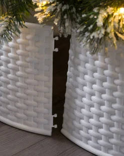 WeRChristmas Skirts & Collars^Rattan Effect Tree Collar, White, 65 Cm