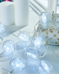 WeRChristmas Fairy Lights^Snowflake Bauble LED Light String, White, 1.8 M